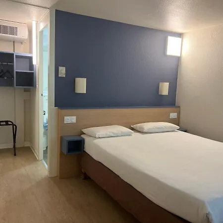 Hotel Kyriad Direct Montpellier Jean De Vedas - La Peyriere Saint-Jean-de-Védas