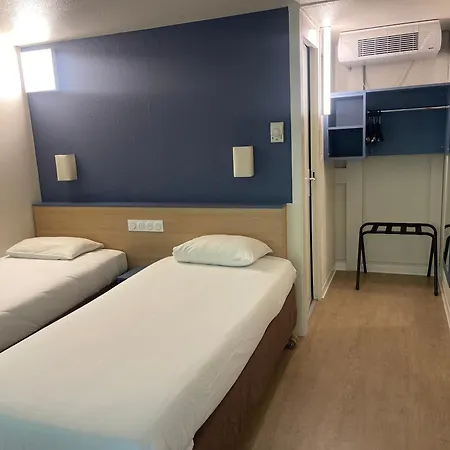 Kyriad Direct Montpellier Jean De Védas - La Peyrière Hotel